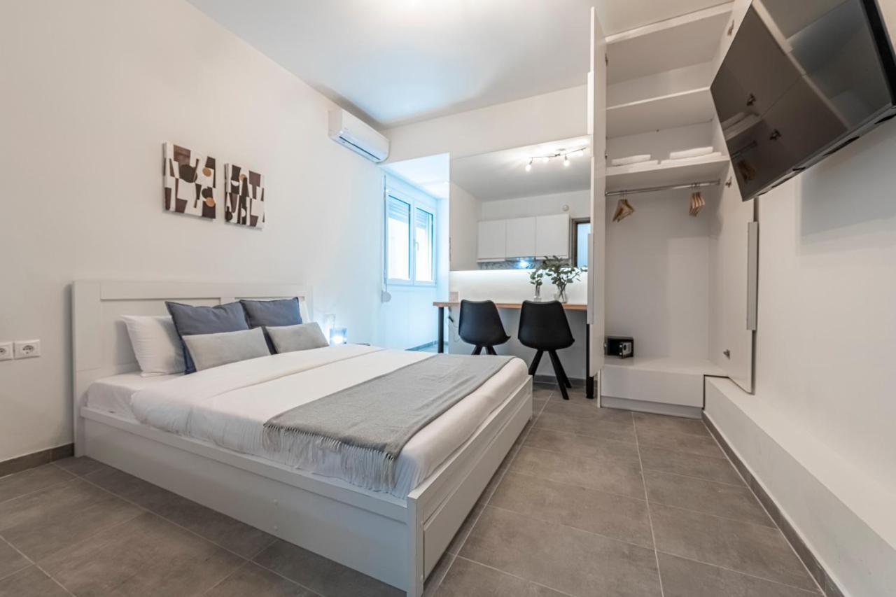 אתונה Phaedrus Living: City Center Executive Flat Stadiou מראה חיצוני תמונה