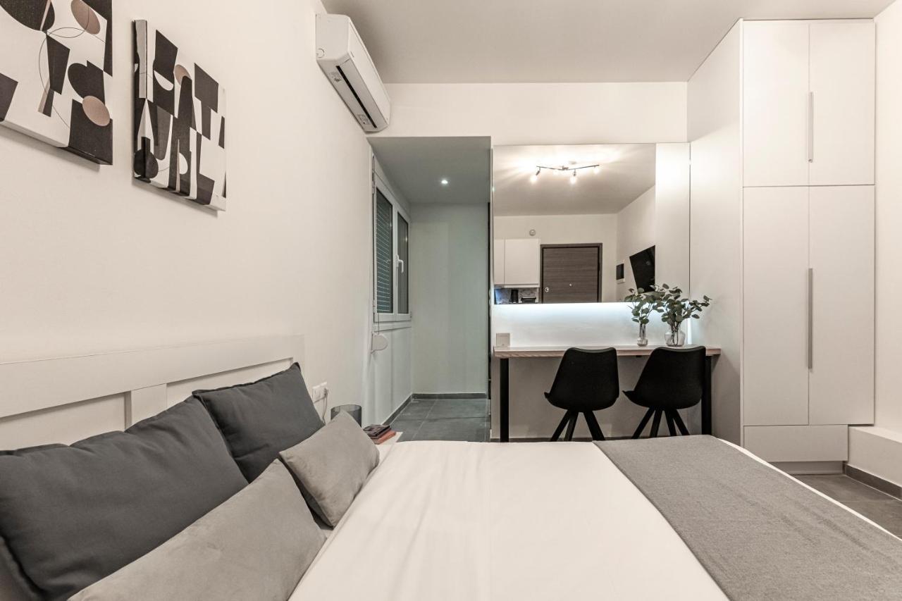 אתונה Phaedrus Living: City Center Executive Flat Stadiou מראה חיצוני תמונה